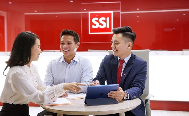 Doanh nghiệp phát hành trái phiếu có lợi hơn vay ngân hàng