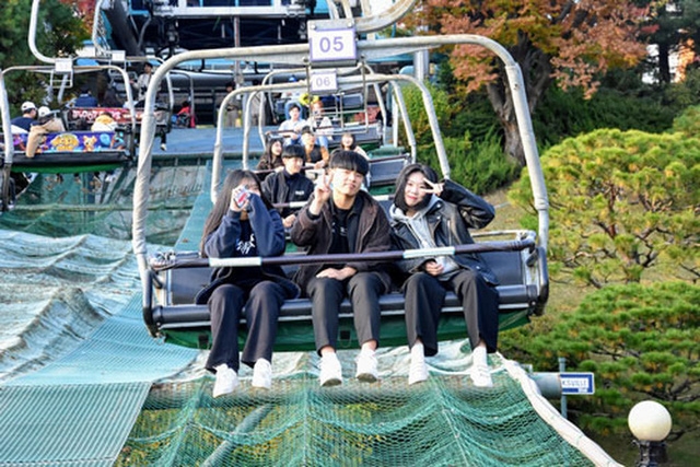 Đi du lịch Hàn Quốc phải nộp sổ tiết kiệm (Ảnh Internet)