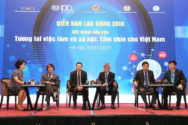 Các diễn giả thảo luận tại Diễn đàn lao động 2019