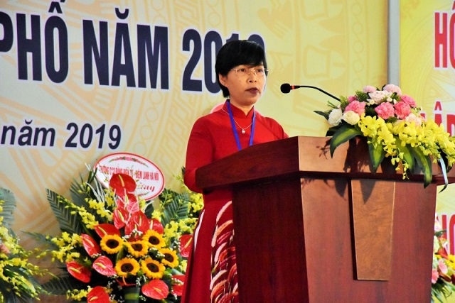 Bà Nguyễn Thanh Nhàn phát biểu tại buổi lễ