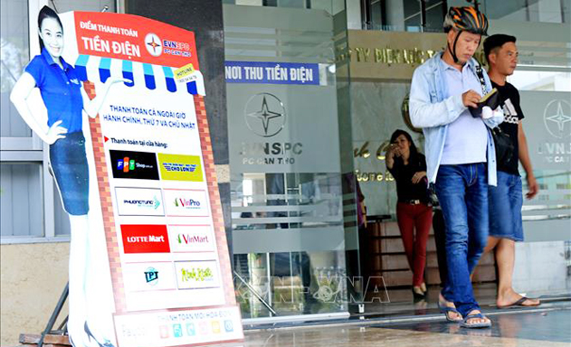 Một số dịch vụ công vẫn chưa thu hút được khách hàng tham gia thanh toán trực tuyến