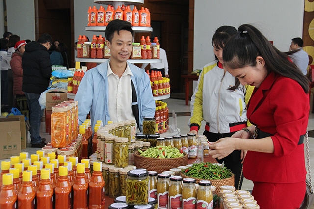 Gian hàng trưng bày của các HTX Lào Cai