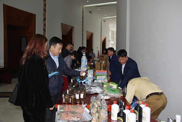 Gian hàng trưng bày của các HTX Hà Nội