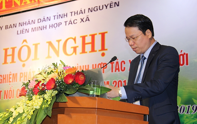 Phó chủ tịch UBND tỉnh Thái Nguyên Dương Văn Lượng phát biểu tại hội nghị