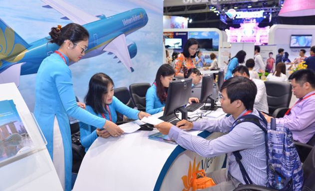 Còn nhiều ý kiến khác nhau về giá trần vé máy bay nội địa