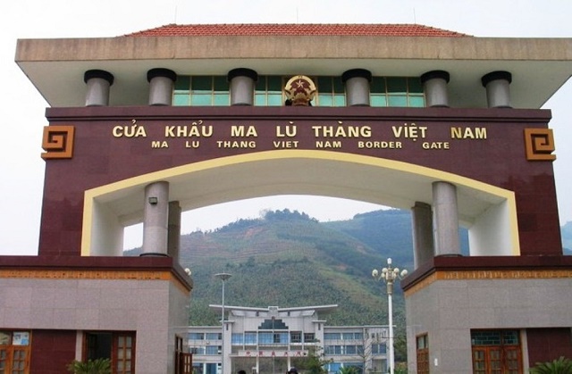 Cửa khẩu Ma Lủ Thàng là nơi HTX khai thác dịch vụ bốc xếp hàng hóa