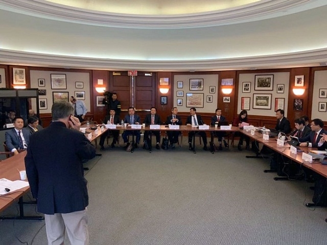 Buổi bồi dưỡng, trao đổi kinh nghiệm tại Boston.