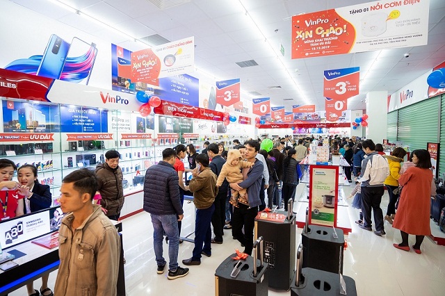 Vingroup công bố rút khỏi lĩnh vực bán lẻ