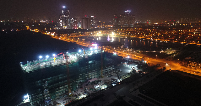 Anland Lakeview được đẩy mạnh thi công cả ngày và đêm để bảo đảm tiến độ đề ra
