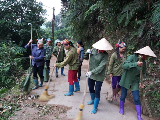 Phụ nữ Bắc Kạn chung sức xây dựng NTM