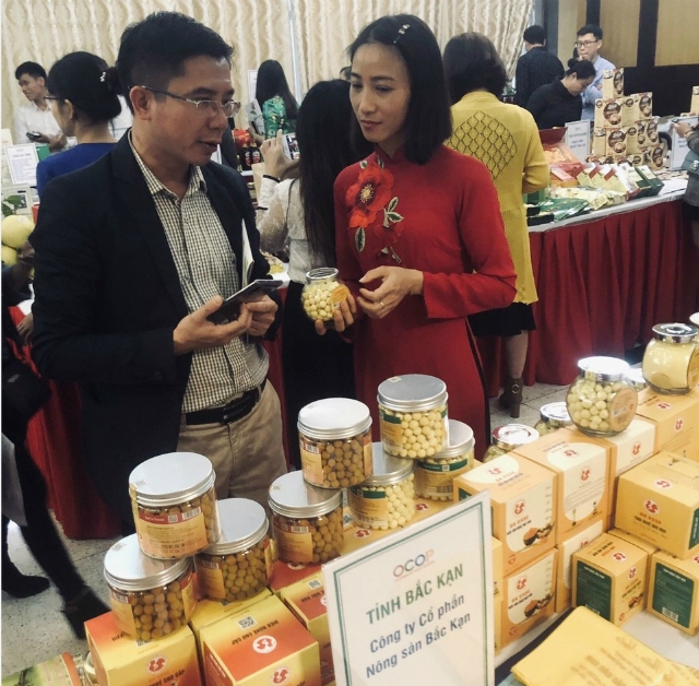 Sản phẩm OCOP tỉnh Bắc Kạn được trưng bày tại Hà Nội tháng 12 năm 2019