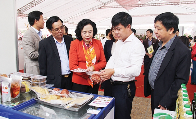 Hà Nội cần tăng cường kiểm soát nông sản, thực phẩm để bảo đảm an toàn cho người tiêu dùng