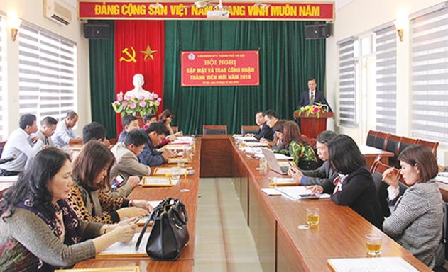 Hội nghị gặp mặt và kết nạp thành viên mới của Liên minh HTX Hà Nội