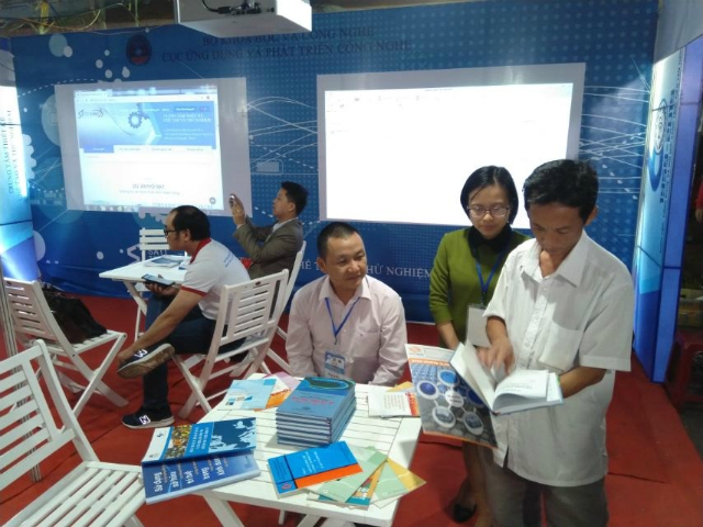 Các vấn đề về sở hữu trí tuệ được khách tham quan đặc biệt quan tâm.