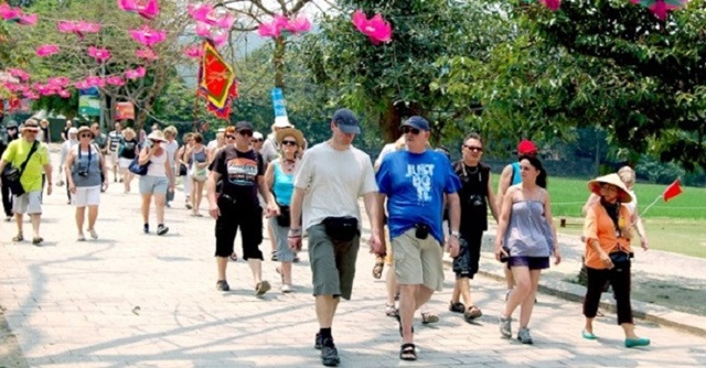 Khách quốc tế đến Việt Nam cán mốc 18 triệu lượt (Ảnh Internet)