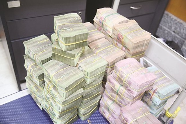 Thống đốc Lê Minh Hưng: Năm 2019 đưa xấp xỉ 500 ngàn tỷ đồng vào nền kinh tế