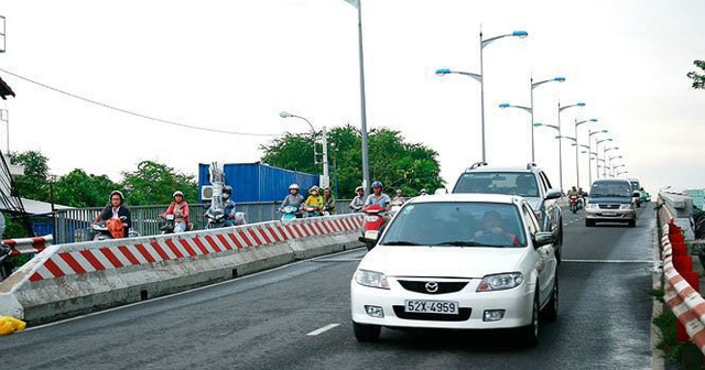 Đầu tư Hạ tầng Kỹ thuật TP.HCM vung tiền mua trái phiếu trước hạn, cổ phiếu CII thăng hoa