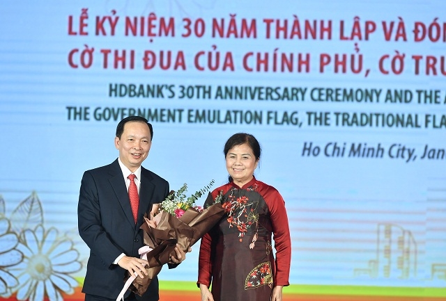 Ông Đào Minh Tú phát biểu chúc mừng