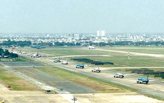 Đi lại Tết Nguyên đán: Đường sắt còn vé, hàng không chỉ còn bay đêm (Ảnh Internet)