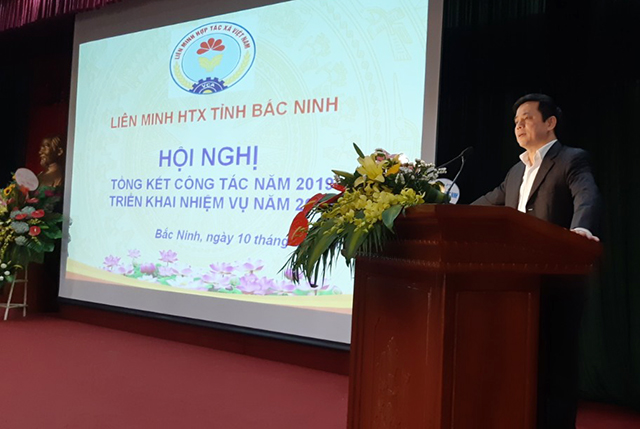 Phó Chủ tịch Liên minh HTX Việt Nam Nguyễn Văn Thịnh phát biểu tại hội nghị