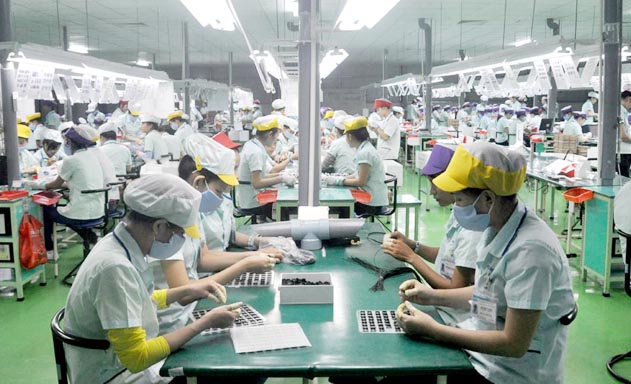 Tháo gỡ thủ tục còn chồng chéo, gây khó khăn cho DN