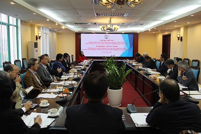 Quang cảnh cuộc làm việc