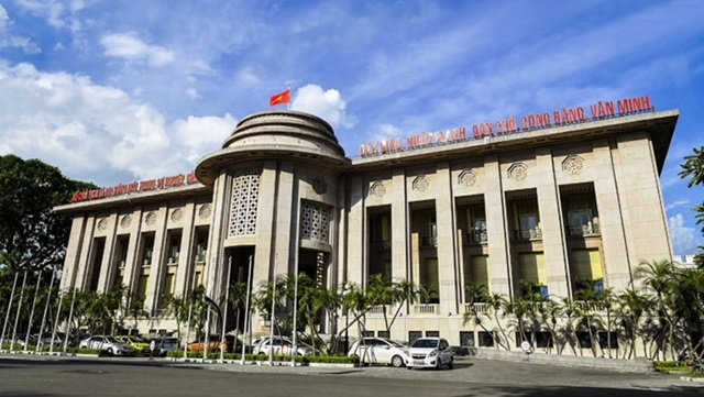 Xem xét cơ cấu thời hạn trả nợ, miễn giảm lãi suất với khách vay bị ảnh hưởng dịch nCoV (Ảnh Internet)