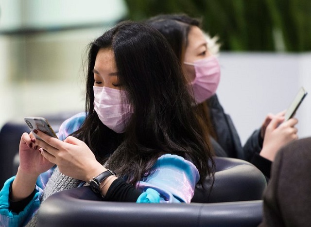 Người dân có thể phòng chống dịch corona bằng những thông tin trên app điện thoại