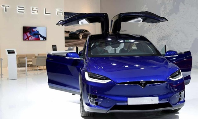 Tesla dự kiến sẽ bán 500.000 xe năm 2020 (Ảnh Internet)