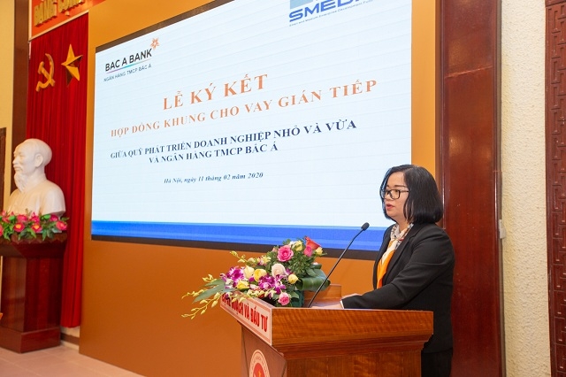 Bà Hoàng Thị Hồng - Chủ tịch Hội đồng thành viên Quỹ Phát triển doanh nghiệp nhỏ và vừa phát biểu