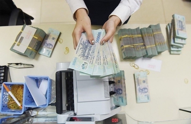 Tuần qua, Ngân hàng Nhà nước đã quay trở lại hút ròng tiền đồng sau hơn 1 tháng bơm ròng trước đó.