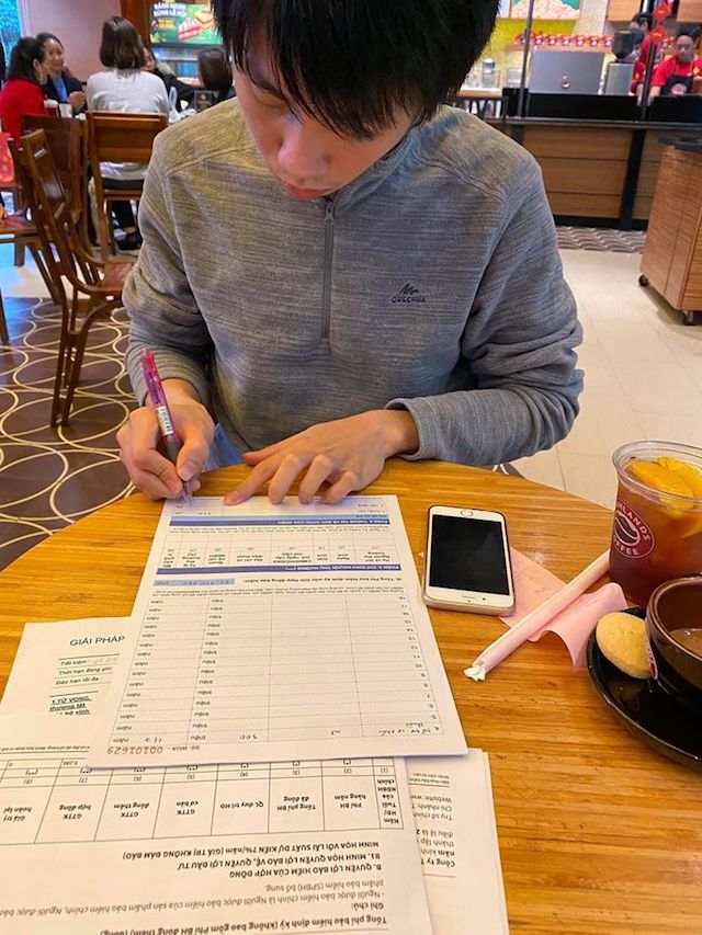 Một số doanh nghiệp bảo hiểm cho biết số lượng khách hàng mua bảo hiểm chăm sóc sức khoẻ tăng nhanh (Ảnh: Thanh Hoa)