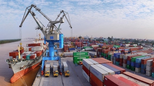 Việt Nam nhập siêu 280 triệu USD trong tháng 1 (Ảnh Internet)