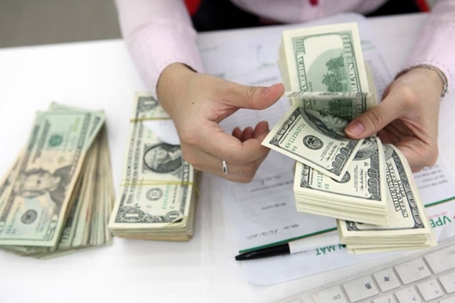 Giá USD ngân hàng bất ngờ tăng mạnh (Ảnh Internet)