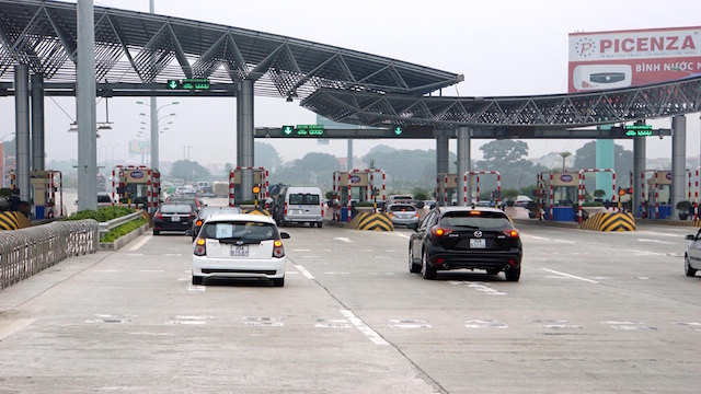 Đề nghị Bộ GTVT phối hợp với Bộ Tài chính có các giải pháp hỗ trợ giảm chi phí vận tải như giảm giá BOT (Ảnh: Internet)