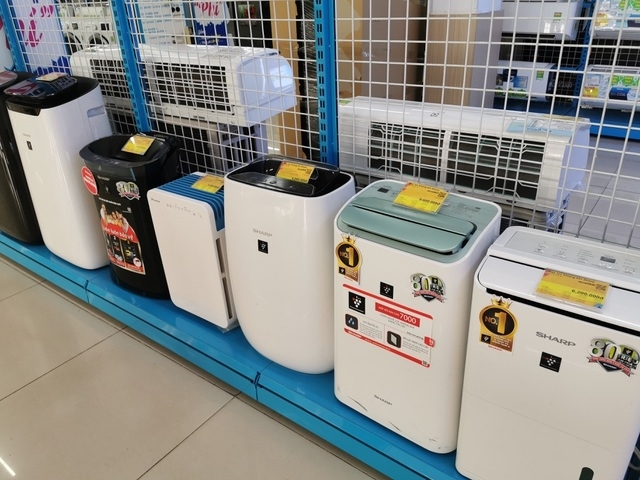 Máy lọc không khí đang là sản phẩm được nhiều người tiêu dùng tìm mua nhất hiện nay