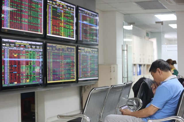 Những khó khăn mà cổ phiếu nhóm ngành cảng biển đang phải đối mặt ảnh hưởng lớn đến quyết định của các nhà đầu tư