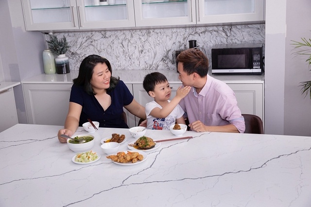 Với sự đa dạng trong dải màu, sản phẩm đá thạch anh đáp ứng tất cả nhu cầu của khách hàng.