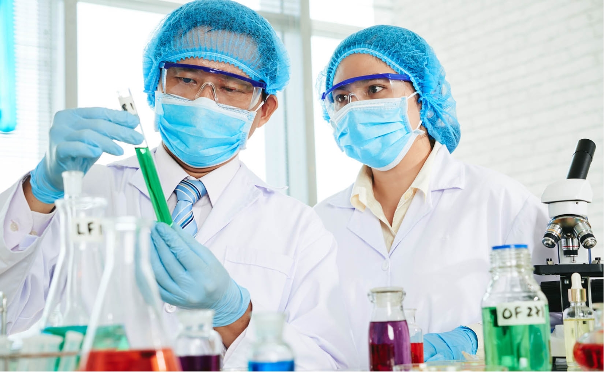 Y tế và dược phẩm Ngành y tế và dược phẩm sẽ tăng trưởng mạnh trong những giai đoạn toàn cầu đối mặt với dịch bệnh.Với một thế giới luôn phát sinh những loại bệnh mới, các công ty dược phẩm, y tế sẽ ngày càng ăn nên làm ra, nhất là khi thu nhập của người dân ngày càng tăng, tầng lớp trung lưu mở rộng sẽ tăng các khoản chi tiêu dành cho y tế.