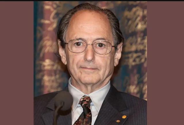 Giáo sư Michael Levitt. (Ảnh: Wikimedia)