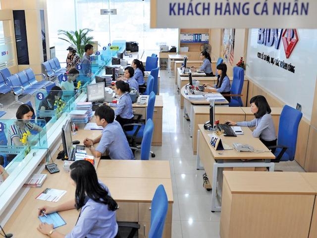 Dịch bệnh đã tác động đến nhiều lĩnh vực, ảnh hưởng đến nhu cầu vay vốn của khách hàng (Ảnh minh hoạ: Internet)