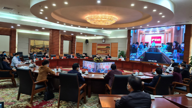 Ngày 5/4, Ban thường vụ Thành ủy Hải Phòng họp trực tuyến với các đơn vị về phòng chống dịch Covid-19