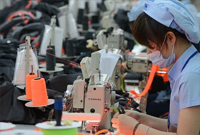 Từ 15/4 sẽ xử phạt các vi phạm hành chính trong lĩnh vực bảo hiểm xã hội (Ảnh minh họa/Internet)