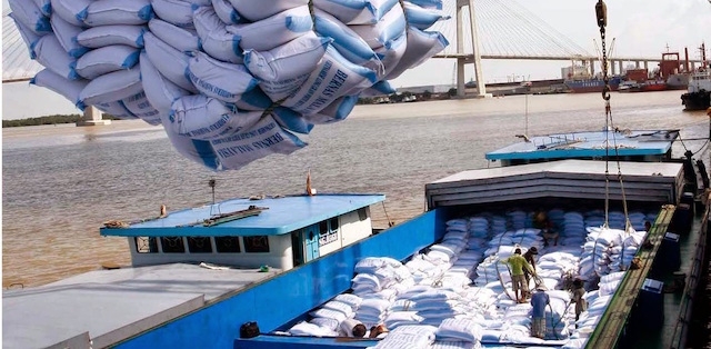 Bộ Công Thương kiến nghị cho phép xuất khẩu gạo trở lại nhưng có kiểm soát chặt chẽ về số lượng (Ảnh: Internet)