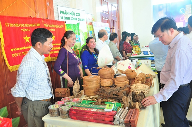 Nông sản, hàng thủ công mỹ nghệ Quảng Bình tham gia đánh giá, phân hạng OCOP (Ảnh: Tư liệu