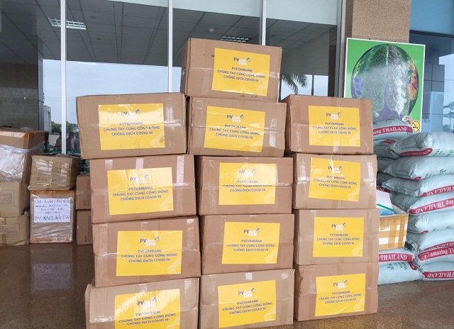Hành động thể hiện trách nhiệm xã hội của PVcomBank đồng hành cùng cộng đồng, tiếp thêm nguồn lực cho các bệnh viện tuyến đầu phòng chống dịch.