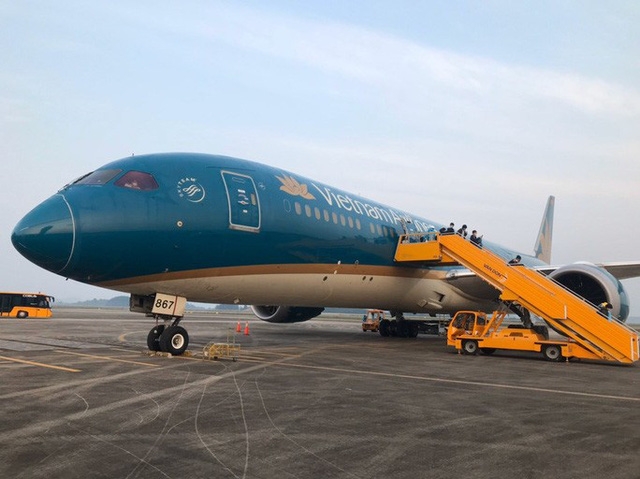 Chuyến bay đưa công dân có hoàn cảnh đặc biệt khó khăn từ Anh về Việt Nam (Ảnh Internet)