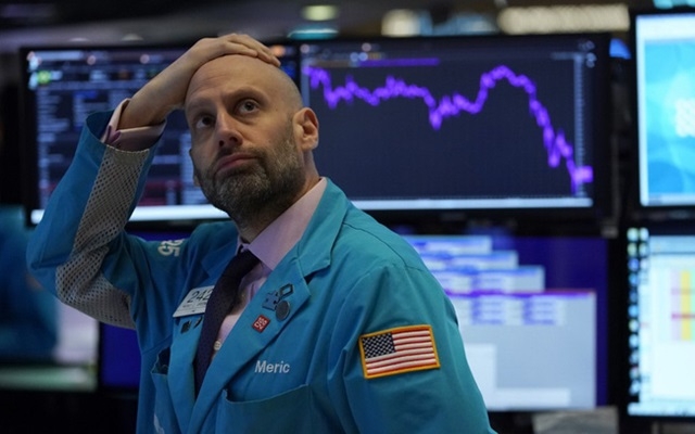 Phố Wall lại chìm trong sắc đỏ (Ảnh Internet)