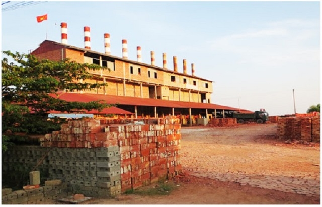 Mô hình lò gạch liên hoàn kiểu đứng giúp giảm khí thải gây ô nhiễm môi trường (Ảnh: TL)