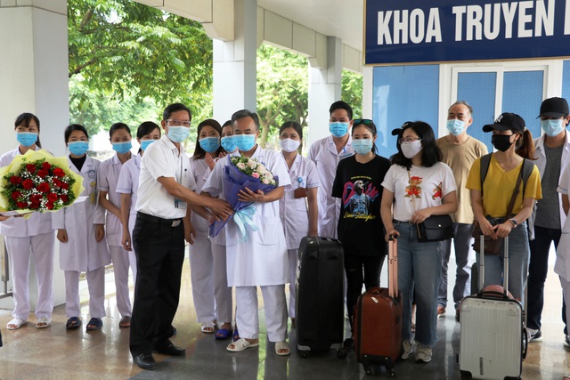 Chiều 20/4, Bộ Y tế thông tin thêm 7 ca bệnh mắc Covid-19 điều trị tại BV Đa khoa tỉnh Ninh Bình khỏi bệnh, nâng tổng số ca khỏi bệnh lên 214. (Ảnh Internet)